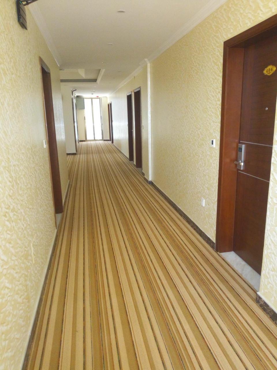 Marcen Addis Hotel Экстерьер фото