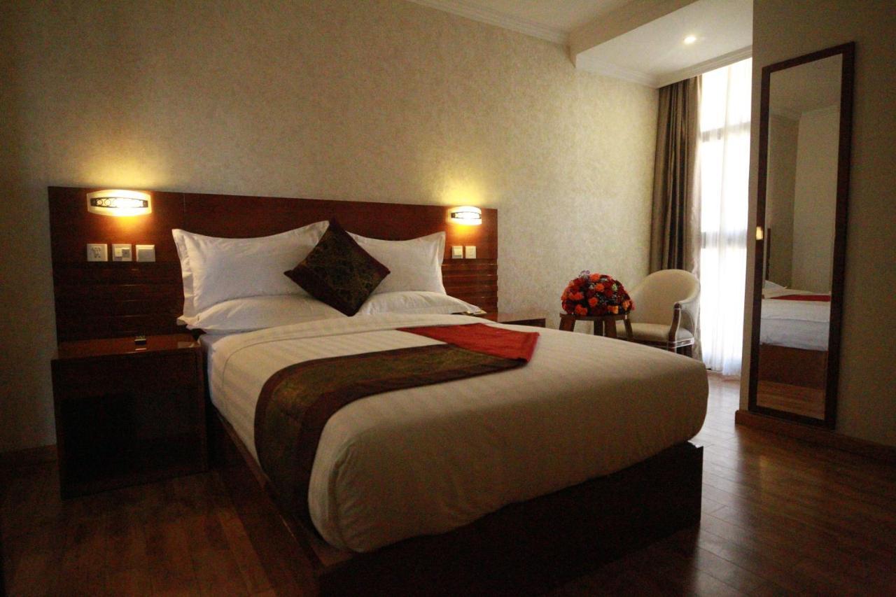 Marcen Addis Hotel Экстерьер фото