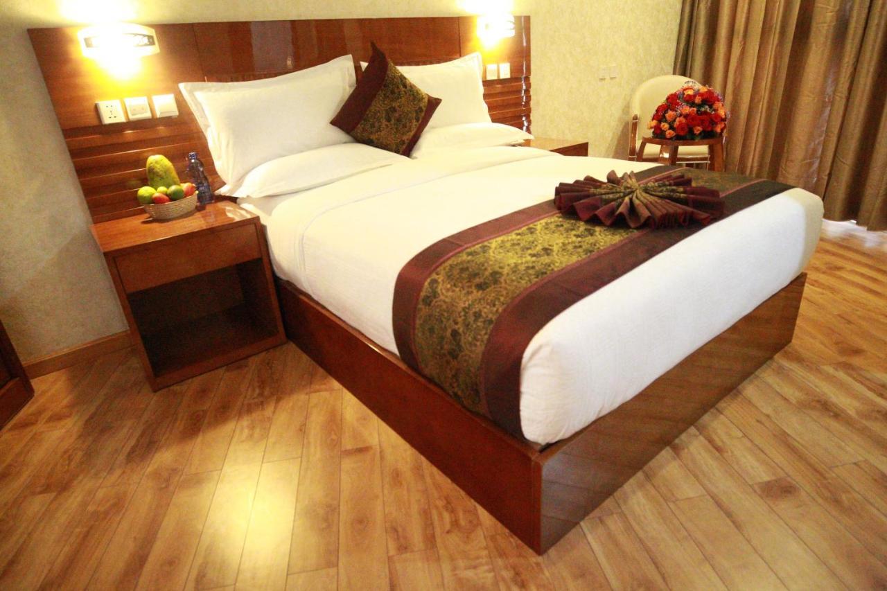 Marcen Addis Hotel Экстерьер фото