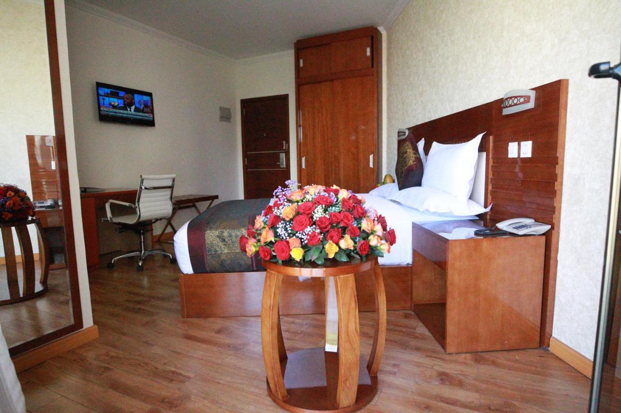 Marcen Addis Hotel Экстерьер фото